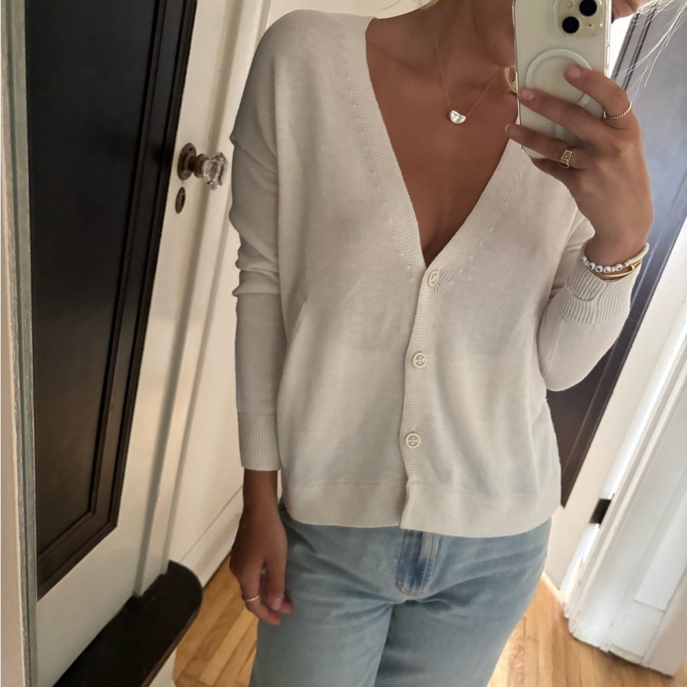 Lululemon Classic V-Neck Cream Button-Front Women's cardigan